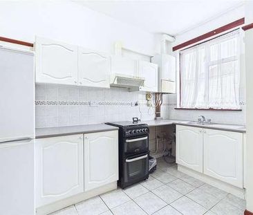 C, Somerville Road, Chadwell Heath, Romford Essex, RM6 - Photo 3