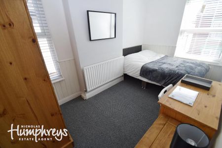 5 bedroom terraced house to rent - Photo 4
