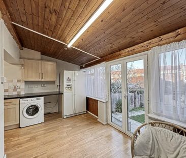 Forest Gate, London, NW9 - Photo 5