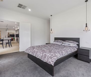 10 Florey Street Lloyd NSW - Photo 6