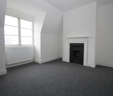 3 bedroom maisonette to rent - Photo 1