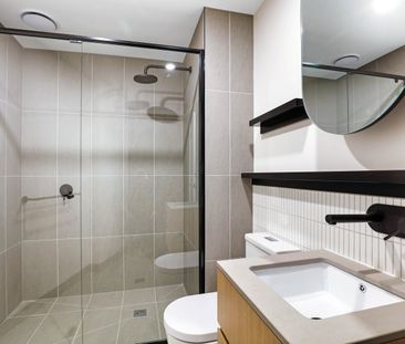 FOR LEASE BY PENNISI - Photo 4