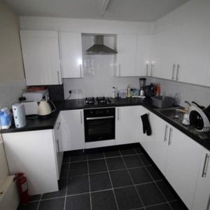 Waterloo Street, PLYMOUTH - Photo 2