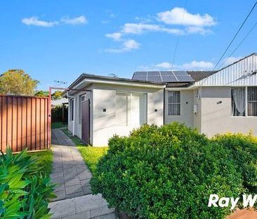 Nice Two Bedroom Granny Flat With Water Usage Included - Photo 1