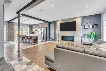 For Lease - 10 Oakdene Crescent, Toronto, Ontario - Photo 3