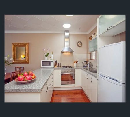 65 Selby Street, Daglish, WA 6008 - Photo 5