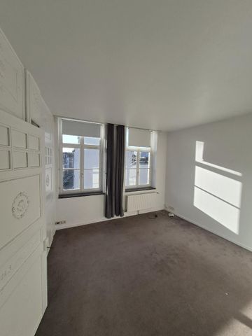 Location Appartement 3 pièces 64m² LILLE 59800 - Photo 2