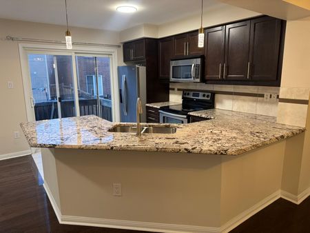 For Lease - 182 Higginbotham Crescent, Milton, Ontario - Photo 5