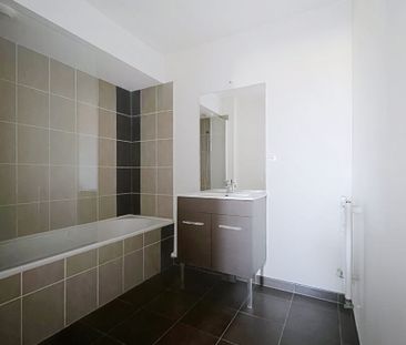 Appartement T3 près de PORT LOUIS à louer - Photo 4