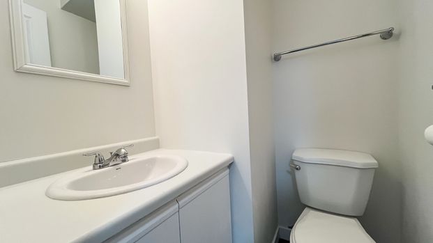 Renovated 3 Bed Home With Finished Basement Move In Early & Pay No Prorated Rent - Photo 1