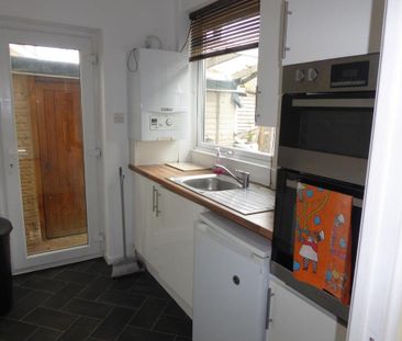 2 bedroom bungalow to rent - Photo 6