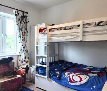 3 bedroom terraced house to rent - Photo 5
