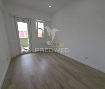 Apartment T3 in Algés, Linda-a-Velha e Cruz Quebrada-Dafundo, Oeiras - Photo 5