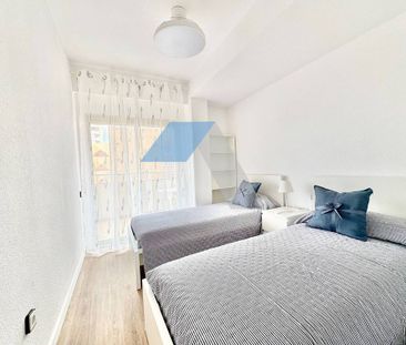 3 room luxury Apartment for rent in Alicante, Spain - Photo 1