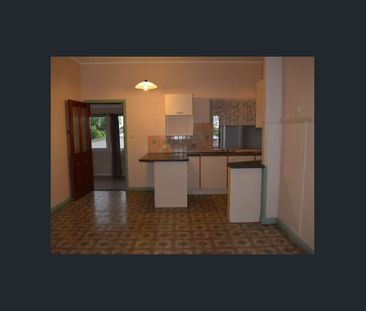 Great Family Home - Photo 5