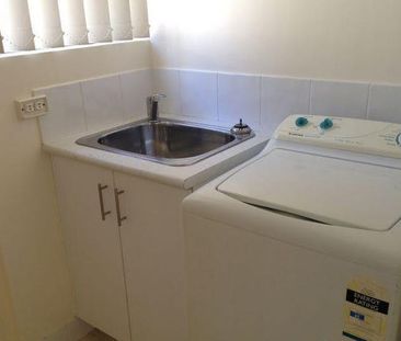NEAT AND TIDY 2 BEDROOM UNIT AVAILABLE NOW! - Photo 2