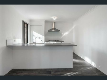 Low-Maintenance Living in a Convenient Location - Photo 5