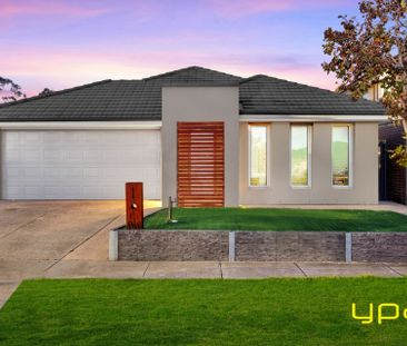 CONTEMPORARY FAMILY HOME IN A PRIME LOCATION! - Photo 6