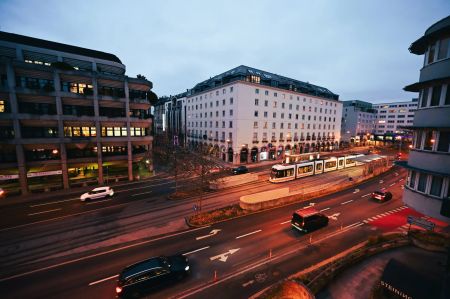 Komfortables Wohnen mit Geschichte – 1-Zimmer-Wohnung mit Donaublick in Linz Urfahr - Photo 5