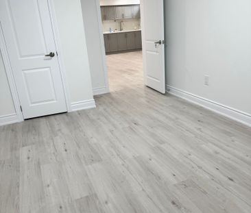 For Lease - 1 Goodview Drive, Brampton, Ontario - Photo 3