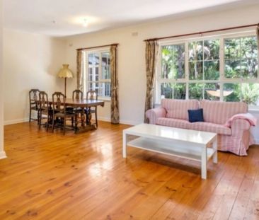 EXECELLECT LOCATION FOR SPACIOUS FAMILY LIVING & ENTERTAINING - Photo 2