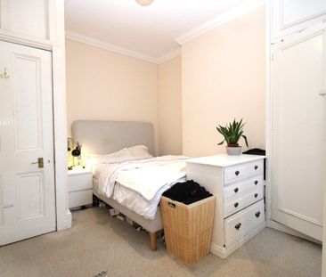 Lansdowne Street - Photo 1