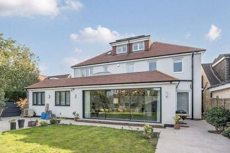 5 bedroom detached house to rent - Photo 5