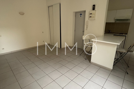 Location Appartement 1 pièce 26m² MARSEILLE 6ème - Photo 5