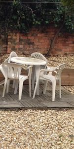 Fantastic house near town centre, hospital, shops and theatre, Yellow - Photo 4