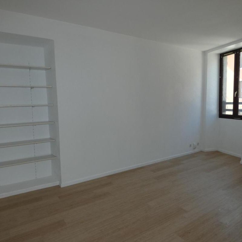Location Appartement 2 pièces 48m² CHAMBERY 73000 - Photo 1
