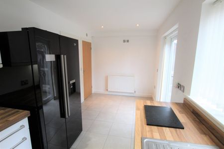 3 Bed Semi Detached - Photo 4