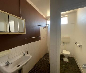 Low Maintenance Unit - Photo 5