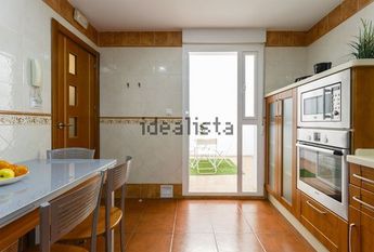 Alquiler de piso en Calle Vea Murguía, 25