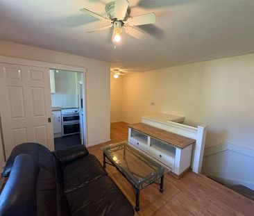 Northcote Road, Ash Vale, Aldershot, Surrey, GU12 - Photo 3