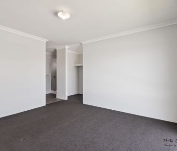 Modern 4-Bedroom Home in Prime Location - Photo 5