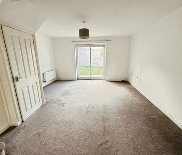 Colliers Close, St Georges, Telford, TF2 - Photo 3