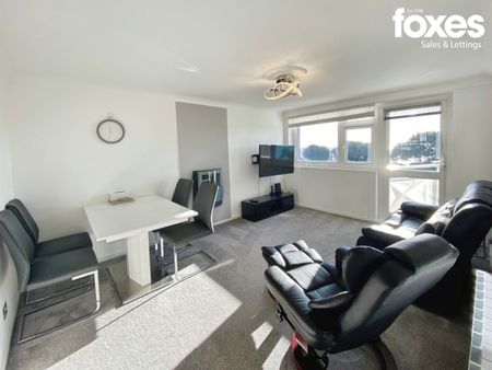 2 bed flat to rent in Elizabeth Court, Grove Road, Bournemouth, Dorset, BH1 3DT - Photo 2