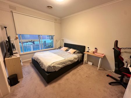 Elsternwick - Photo 4