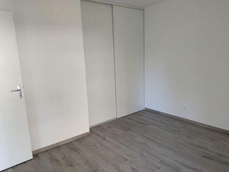 Location Appartement 2 pièces 46m² CHAMBERY 73000 - Photo 2
