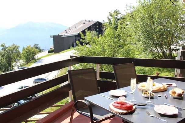 Apartment for rent by the week at the foot of the cable car - Photo 1