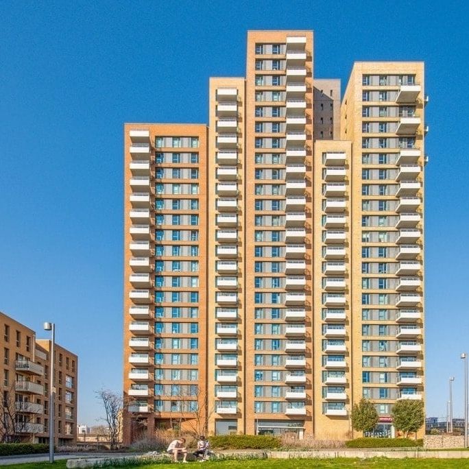 1 Bed Flat, Marner Point, E3 - Photo 1