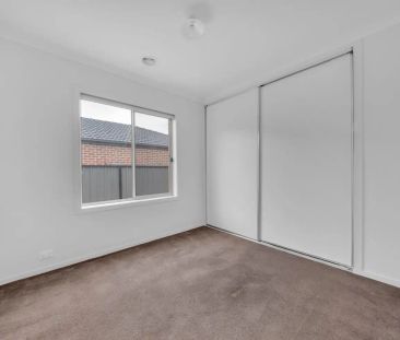 15 Ainslie Rise, Mernda VIC 3754 - Photo 3