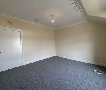 High Street, Alloa - Photo 3