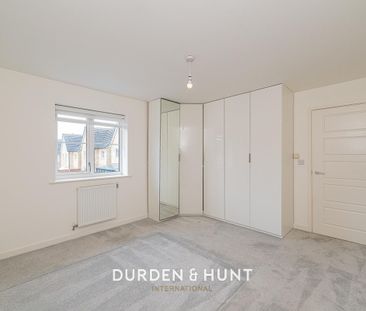 Ash Road, Chigwell, IG7 - Photo 3