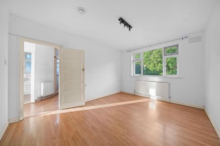 2 bedroom maisonette to rent - Photo 4