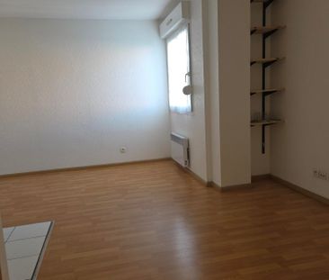 Location Appartement 1 pièce 31m² - Photo 3