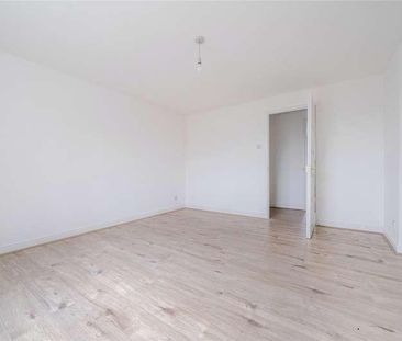 Kirkland Drive, Enfield, EN2 - Photo 3