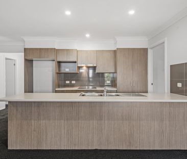 Spacious 4‑Bedroom Family Home in Prime East Maitland Location - Photo 5