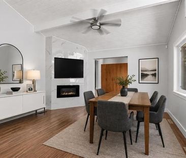 Stunning 3 Bedroom Rancher with Basement in Fort Langley with 2 Lar... - Photo 4