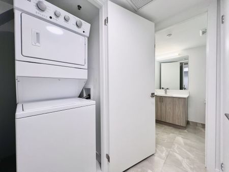 For Lease - 1491 O'Connor Drive Unit# 1, Toronto, Ontario - Photo 3